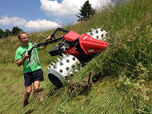 Nářadí - údržba travnatých ploch